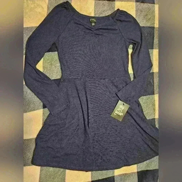 NWT Art Class Girls Navy Blue Long Sleeve V Neck Dress Size Medium - Picture 1 of 8